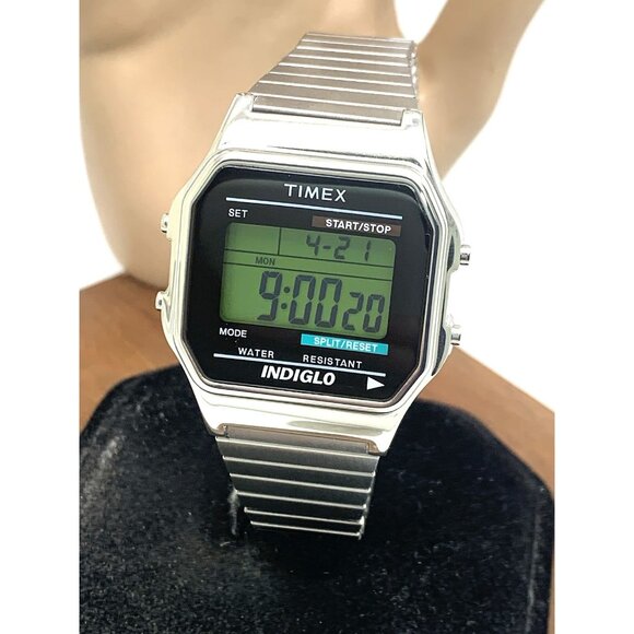 Timex Men's Watch T78587 Quartz Digital Silver Case 35mm Steel Expansion Band - Picture 1 of 15